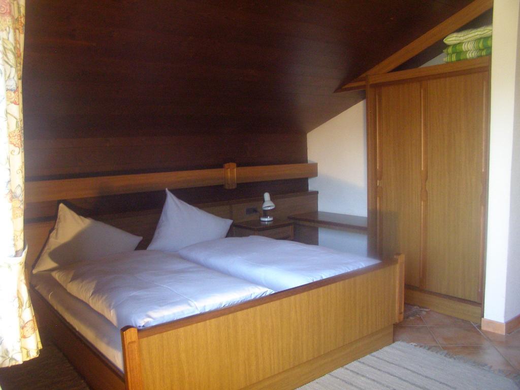 Hotel Haus Gschwendtner Pfarrwerfen Zimmer foto